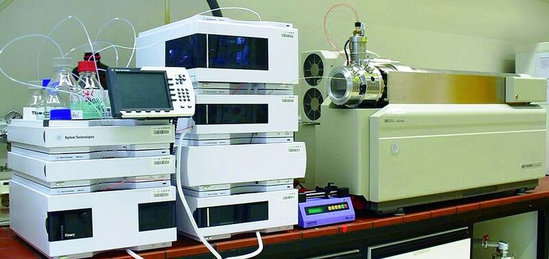 Abb. 3 Im Labor eingesetztes LC-MS/MS-System für Metabolitmessungen, bestehend aus HPLC (Agilent 1200) gekoppelt an ein ESI-Massenspektrometer (API4000, Applied Biosystems). (Archiv: Vogel Business Media)