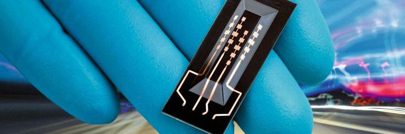 Kostengünstige 3D-Radarsensoren mit neuem Antennendesign detektieren KI-gestützt die Umgebung von autonomen Fahrzeugen. Kostengünstige 3D-Radarsensoren mit neuem Antennendesign detektieren KI-gestützt die Umgebung von autonomen Fahrzeugen.