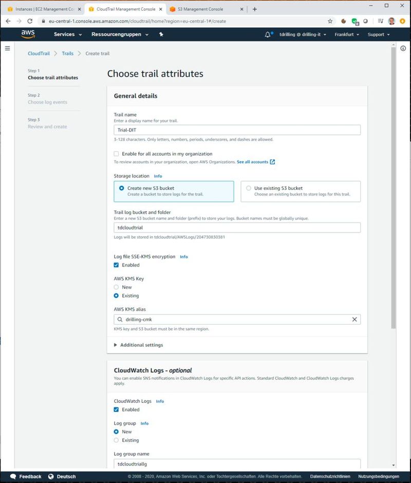 Im ersten Schritt des Anlegen-Dialogs definieren wir einige Grundbedingungen für den Cloud Trail.