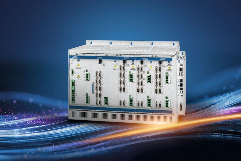 Innovative CNC-Steuerungen für die Leiterplattenbearbeitung von Sieb & Meyer: Getrieben vom KI-bedingten Investitionsboom in der Leiterplattenfertigung konnten die Lüneburger Technologieführer im Bereich Steuerungs- und Antriebselektronik ihren Jahresumsatz 2025 mehr als verdoppeln. (Bild: Sieb & Meyer/Adobe Stock Parsudi)