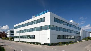 Hauptsitz von Faulhaber in Schönaich bei Stuttgart. Aber auch in der Schweiz, den USA, in Rumänien und Ungarn unterhält das Unternehmen Entwicklungs- und Produktionsstandorte. (Bild: Faulhaber)