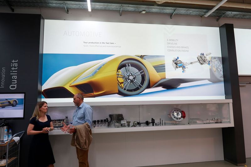 Impressionen bei Mapal in Aalen zu den neuesten Entwicklungen für die Sicherung der Zukunft bei der Zerspanung. Vieles davon wird übrigens auf der EMO Hannover 2025 zu sehen sein ... (Bild: P. Königsreuther)