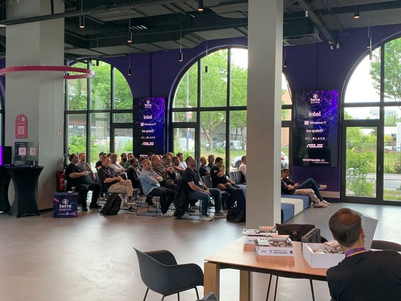 Das TERRA GAMING Bootcamp vom Wortmann war gut besucht und alle freuten sich schon auf das Event. (Bild: Vogel IT-Medien)