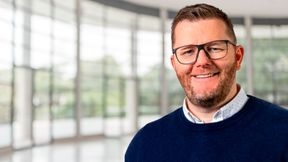 James Baker, Vice President Cloud & Marketplace bei der Infinigate Group (Bild: Infinigate Group / bearbeitet mit Canva)