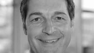 Jürgen Henninger, wie er in Erinnerung bleibt: meistens gut gelaunt. Der Geschäftsführer des Autohauses Schmolck ist unerwartet verstorben. (Henninger)