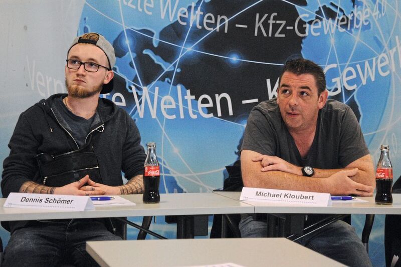 Dennis Schömer (li.) und sein Chef Michael Kloubert (beide Karosserie- und Autolackierfachbetrieb Günter Kloubert GmbH aus Aachen) arbeiten bereits mit dem Euro-DFT und wollen ihr Wissen vertiefen.  (Baeuchle/»kfz-betrieb«)