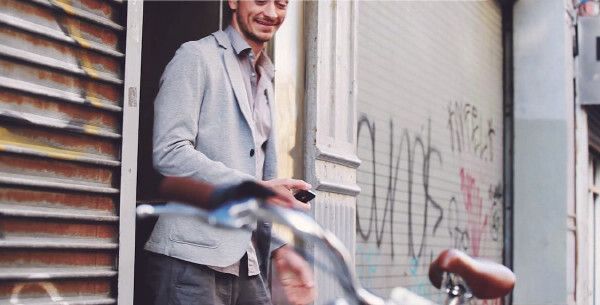  (FlyKly)