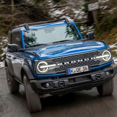 Unter anderem junge Broncos müssen von den Servicepartnern überprüft werden.  (Bild: Ford)