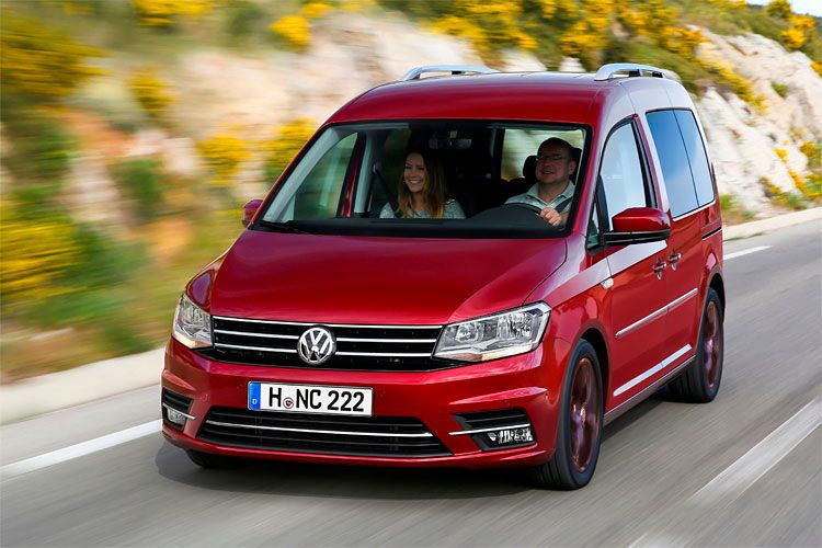 Der VW Caddy ist das einzige Hochdachkombi-Modell, für das ein Automatikgetriebe erhältlich ist. Sowohl für Benzin- und Dieselmotor sowie sogar für den Erdgasantrieb gibt es das automatisch schaltende Doppelkupplungsgetriebe, das bei VW „Direktschaltgetriebe“ heißt. (Volkswagen)