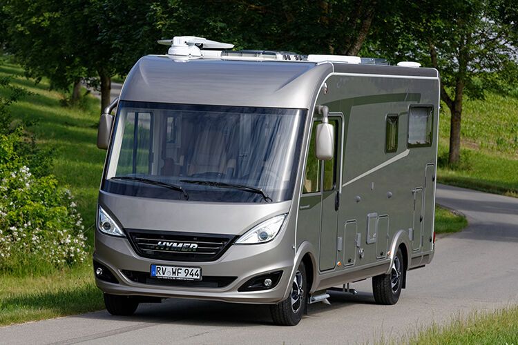 Mit ein paar Extras lässt sich der Preis des Hymer B-Klasse DL 534 um 30.000 Euro in die Höhe treiben. (Bild: Hymer)