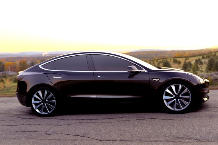 Allerdings wird das Auto ... (Foto: Tesla)