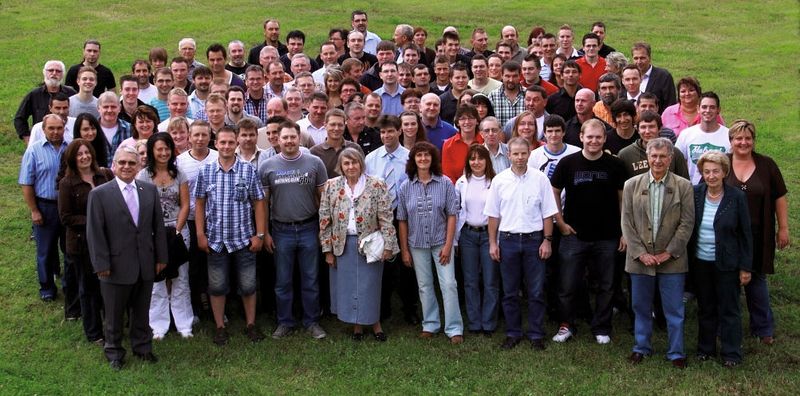 Die Breitschwert-Mannschaft versteht sich als Partner der Volkswagen- und Audi-Fahrer der Region. (Archiv: Vogel Business Media)