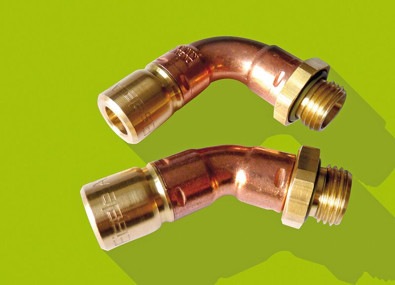 Bild 3: Diese beiden Kühlwasseranschlüsse aus der Liquidline wurden durchflussoptimiert für eine besonders schnelle Wärmeabfuhr. (Bild: Eisele)