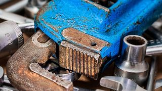 Instandhaltungsaufgaben im Blick: Für eine systematische Wartung und Pflege der Produktionsanlagen sowie eine umfangreiche Dokumentation und Auswertung der Betriebsmittel setzt das Unternehmen Gemo nun auf eine umfassende Instandhaltungssoftware. (gemeinfrei)