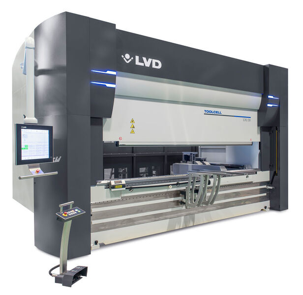 LVD’s press brake automation system maximizes productivity by reducing tool setup time. (LVD, Tom Lesaffer)