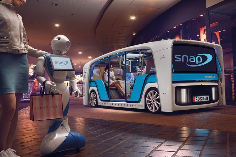 Ein selbstfahrender intelligenter Roboter namens Pepper begleitet die Passagiere beim Einkaufen. (Dingo Photo)
