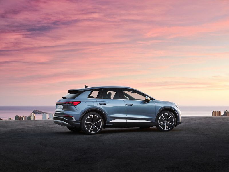 Das Leergewicht liegt je nach Ausführung zwischen 1.890 und 2.140 Kilogramm. (Bild: Audi)