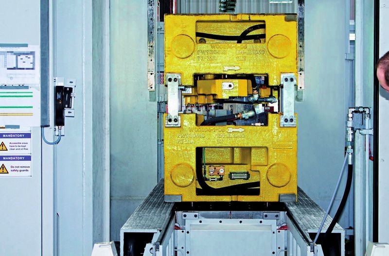 Mit der PCH-Technologie kann man den Wärmeübergang weiter beschleunigen und damit die Zykluszeiten drastisch reduzieren. (Bild: Schuler)