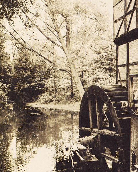 1908 wurde die Metallfabrik von Esslingen nach Stockdorf an der Würm verlegt. Dort diente die Wasserkraft anfangs als Energiequelle. (Bild: Webasto)