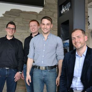 Kreatives Marketing paart das Autohaus Renck-Weindel mit reibungslosen Prozessen: (v. li.) Patrick Möltgen, Sebastian Böck, Christian Renck und Oliver Renck.
