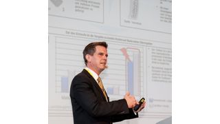Dr. Andreas Rennet von PA Consulting gab Zulieferern eine Guideline für die sichere Einführung von Leichtbaukonzepten in den Markt. (Foto: Automobil Industrie/ Stefan Bausewein)