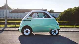 Der Microlino ist ein zweisitziges L7e-Fahrzeug. (Bild: Micro)