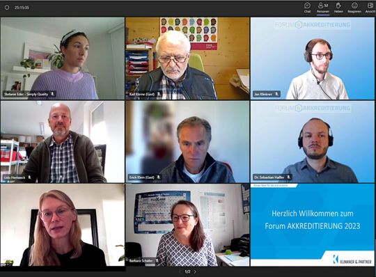 Teil der Diskussionsrunde beim Forum Akkreditierung 2023 (v. l. o.): Stefanie Eder (Simply Quality – Qualitätsmanagementberatung), Dr. Karl Kleine (Simply Quality – Qualitätsmanagementberatung), Jan Klinkner (Dr. Klinkner & Partner GmbH), Udo Hertweck (Dr. Klinkner & Partner GmbH, Labor Lahr), Erich Klein (Freiberuflicher Referent – DAkkS-Begutachter), Dr. Sebastian Haßler (Dr. Klinkner & Partner GmbH), Susanne Kolb (Labor Consulting Genius GmbH – DAkkS-Begutachterin), Dr. Barbara Schäfer (Fluxana)(Bild:  Klinkner & Partner)
