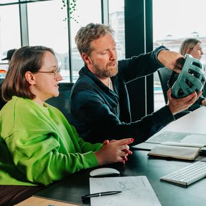 Lazer Sport hat die Siemens-NX-Software für die Produktentwicklung und -fertigung zusammen mit der Simcenter-3D-Software für die digitale Simulation und Verifizierung eingeführt. (Bild:  Lazer Sport NV)