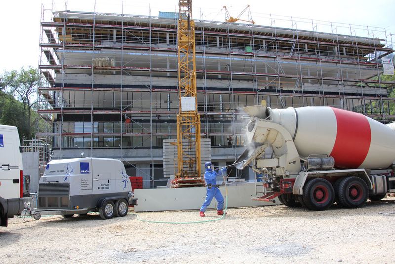 Bei der Uraca GmbH & Co. KG, einem Hersteller von Hochdruck-Plungerpumpen und -Wasserstrahltechnologie, vertraut man jetzt auf das modulare System Docuglobe - und spürt deutliche Vereinfachungen. (GDS)