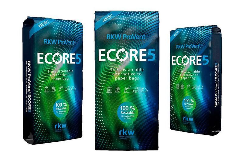 The RKW tradeshow highlight at Powtech is the 100 % recyclable RKW Pro Vent Ecore 5 plastic sack – a remarkably sustainable alternative to paper sacks. (RKW Group)
