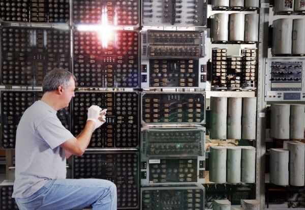 WITCH zu Beginn der Restaurierungsarbeiten im Dezember 2009 (Bild: TNMOC)