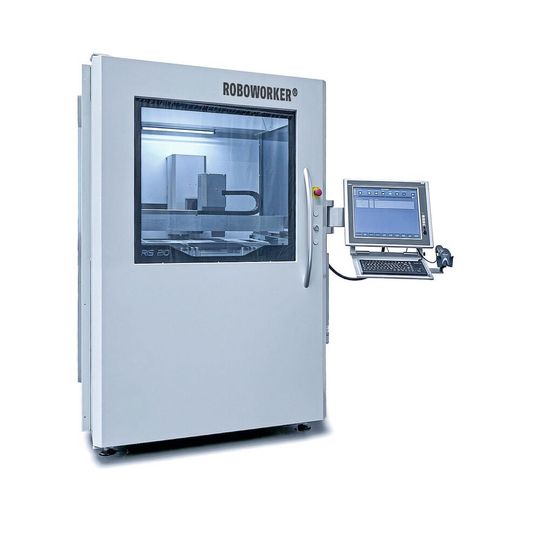 Machine de test révolutionnaire : le système modulaire extensible RoboInspect de Roboworker contrôle les pièces pour détecter des dommages de l'ordre du micromètre. Machine de test révolutionnaire : le système modulaire extensible RoboInspect de Roboworker contrôle les pièces pour détecter des dommages de l'ordre du micromètre.