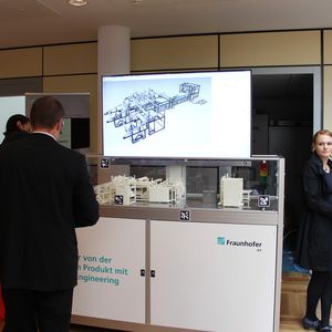 Auch das Fraunhofer IFF kam nach Gütersloh und stellte Industrie 4.0-Lösungen vor.