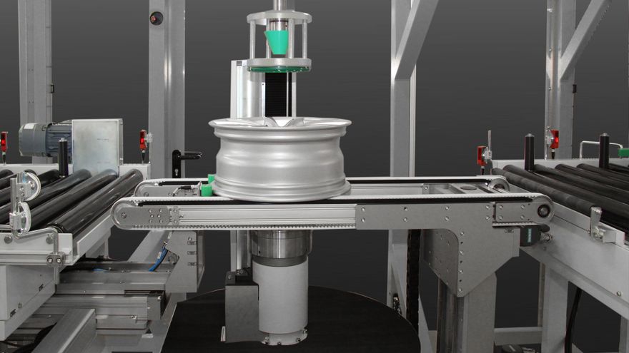 7045083_0830_frei ()