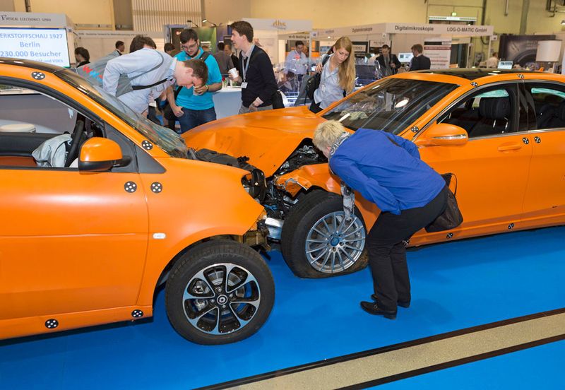 Eindrücke von der Werkstoffwoche Dresden 2015. (Bild: Werkstoffwoche Dresden)