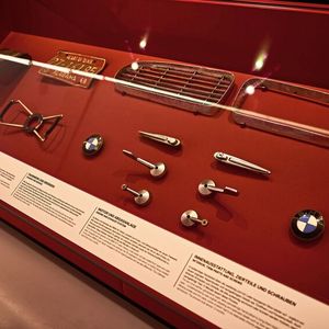 Original Fahrzeugteile des BMW 507 von Elvis Presley(Bild:  BMW Group)