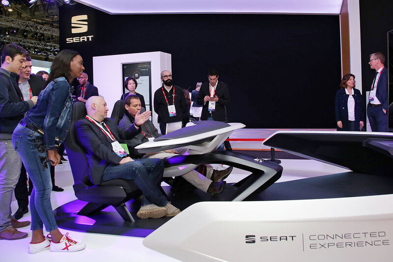Auf dem Mobile World Congress in Barcelona konnten die Besucher die Ideen der Seat-Entwickler testen. (Seat)
