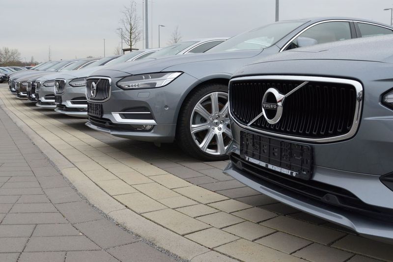 ... in der Kategorie „Großkundengeschäft“ siegreich. Das Unternehmen hat ein flexibles Vermietmodell entwickelt, mit dem es Flottenbetreiber anspricht. (Bild: Achter / »kfz-betrieb«)