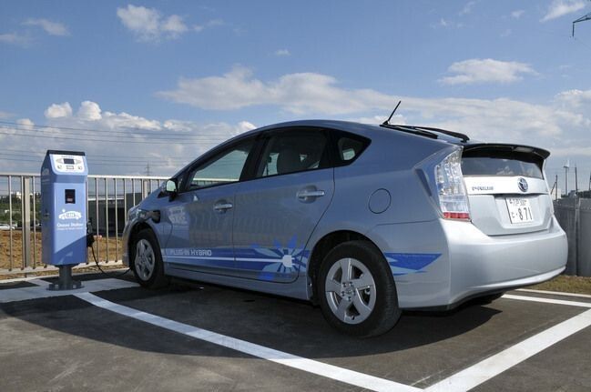 Toyota versteht sich als Vorreiter neuer Verkehskonzepte. Die Japaner meldeten 714 Patente an und kommen auf Platz 22- (Bild: Toyota)