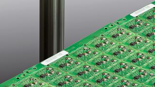 Sicher und schnell: Bildverarbeitungsbasierte ID-Lesegeräte haben mit beschädigten, verzerrten oder abgenutzten 1D-Barcodes kein Problem, an denen aber Laserscanner scheitern (Bild: Cognex)