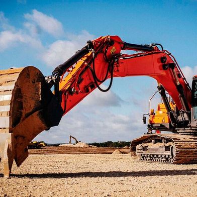 Ein mit Gravis-Technologie ausgerüsteter Bagger kann Arbeiten auf der Baustelle selbstständig ausführen.  (Bild: Gravis Robotics)