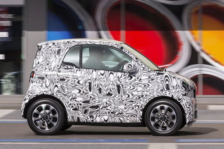Mitte Juli hat der Smart Weltpremiere in Berlin. Dann soll für den bislang eher glüklosen City-Flitzer ein neues Zeitalter anbrechen. (Foto: Daimler)