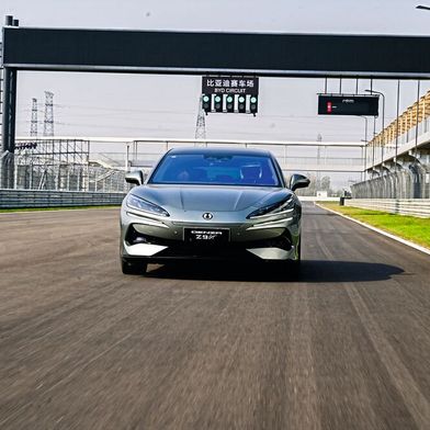 Der Denza Z9 GT ist das erste Modell von BYDs Submarke, das in Europa verfügbar ist. (Bild: BYD)