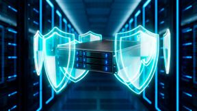 Proxmox VE 9 vereint zahlreiche Dienste auf einem einzigen Host und vergrößert damit die Angriffsfläche. Gezielte Härtungsmaßnahmen von der Boot-Kette bis zum SSH-Zugang schließen die wichtigsten Lücken. (Bild: Gemini / KI-generiert)