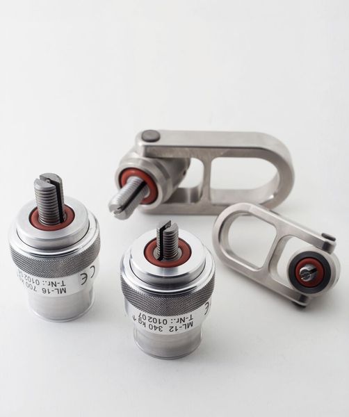 Die Click-Screw wird einfach eingeklickt. Dies spart Zeit und reduziert den Arbeitsaufwand. (Bild: Albw Handels GmbH)