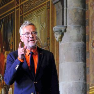 Prof. Ansgar Staudinger, Präsident und Veranstalter des Deutschen Verkehrsgerichtstags, forderte in seiner Eröffnungsrede, die Reform der Juristenausbildung voranzubringen. Die derzeitige Ausbildung der Juristen werde insbesondere den Anforderungen, die das Verkehrs- und Versicherungsrecht stellten, nicht gerecht.(Bild:  Zietz – »kfz-betrieb«)