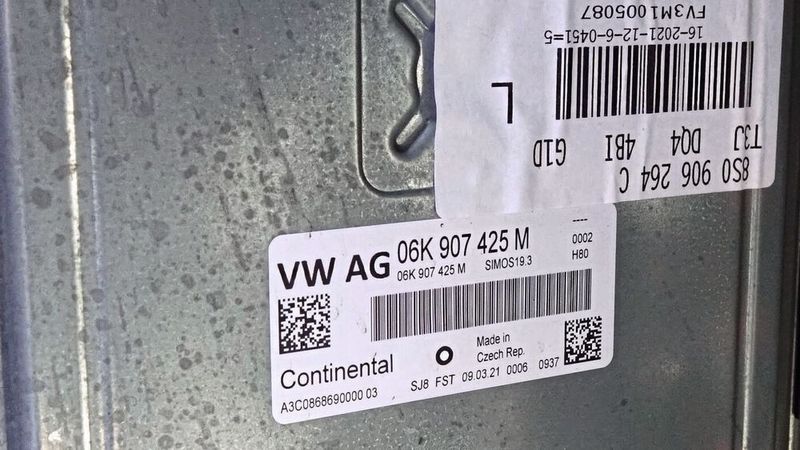 Die Zulieferindustrie Osteuropas lässt grüßen: So kommt beim Audi TT beispielsweise das Motorsteuergerät aus Tschechien, ... (Bild: Dominsky – »kfz-betrieb« )