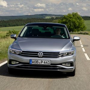 Meistverkauftes Modell in der Mittelklasse: VW Passat, 5.282 Neuzulassungen.(Bild:  Volkswagen)