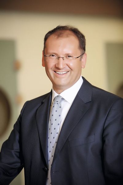 „Hackerangriffe haben sich zum zentralen Geschäftsrisiko in der Gesundheitswirtschaft entwickelt“, Michael Burkhart, Leiter des Bereichs Gesundheitswirtschaft bei PwC. (Bild: PwC)