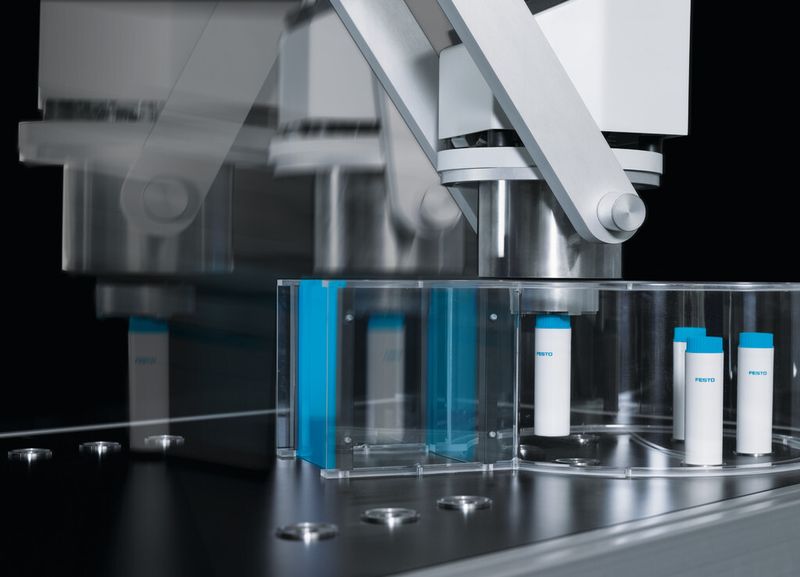 Supra-Picker: Handhabungen im hermetisch abgedichteten Raum. (Bild: Festo)